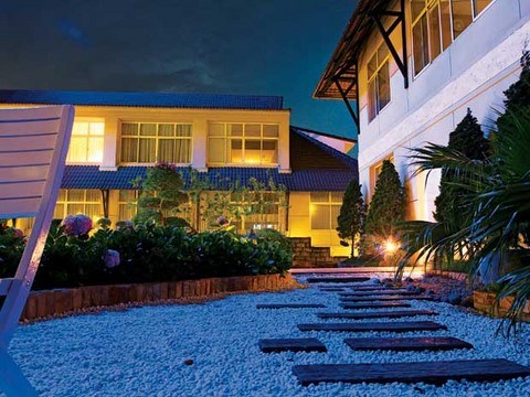 Pha trộn màu sắc các nguồn sáng cho ngôi nhà bạn